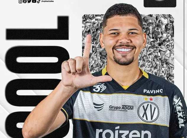 Almir Luan vibra com o gol do título do XV de Piracicaba