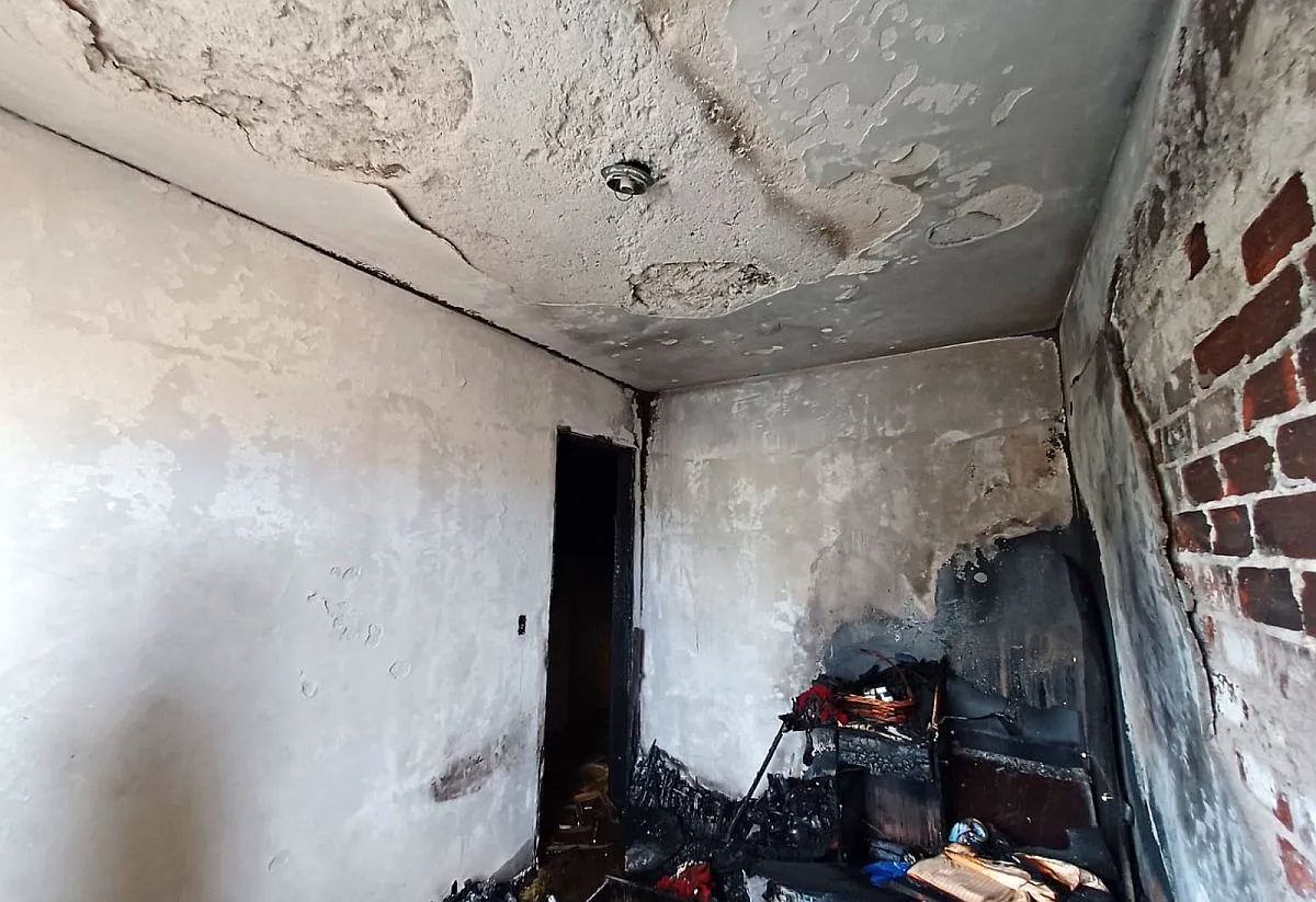 Incêndio em Curitiba deixa moradores presos em apartamento; oito ficaram feridos