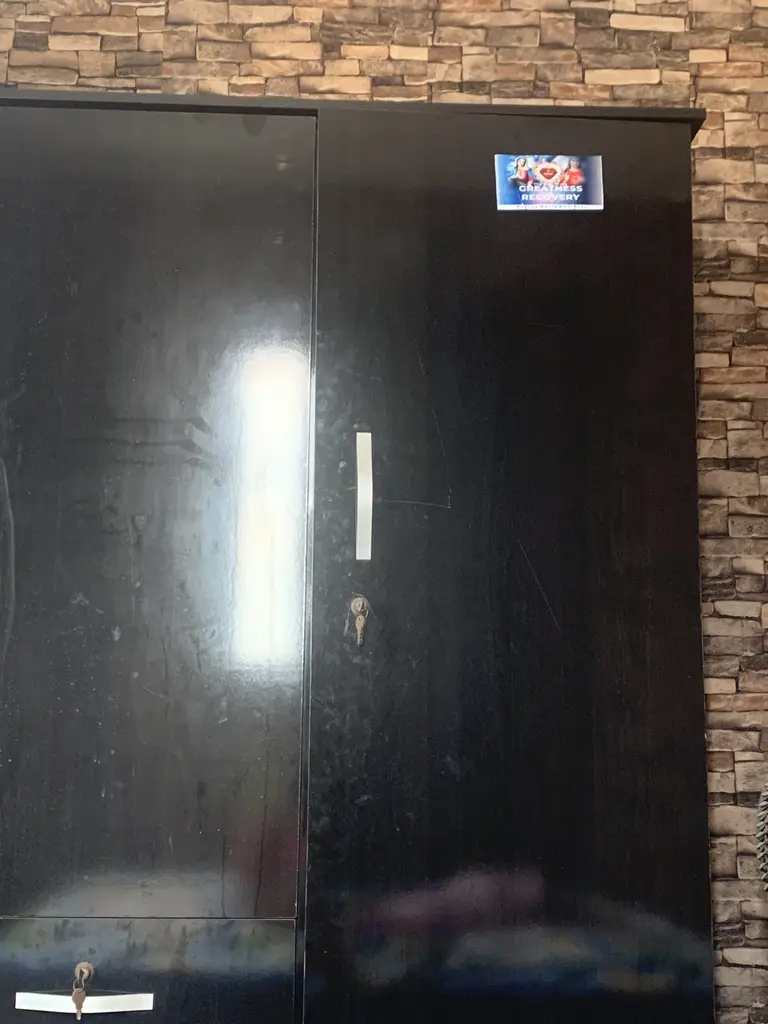 Fairly used Wardrobe photo