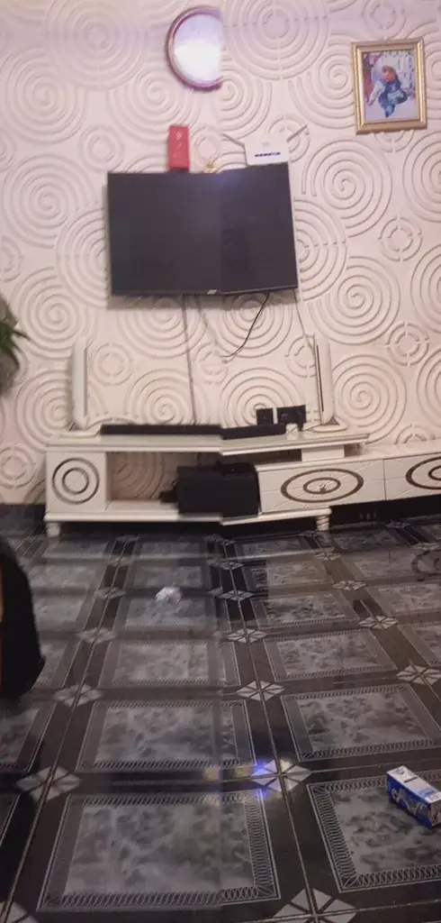 TV console photo