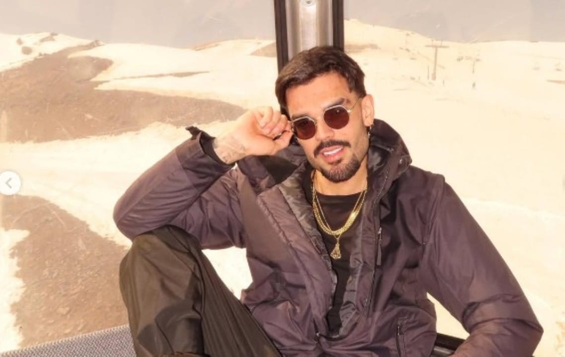 Cantor Luan Pereira é internado no Rio por cálculo renal e descreve dor intensa em redes sociais