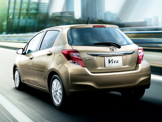 Toyota Vitz 2014