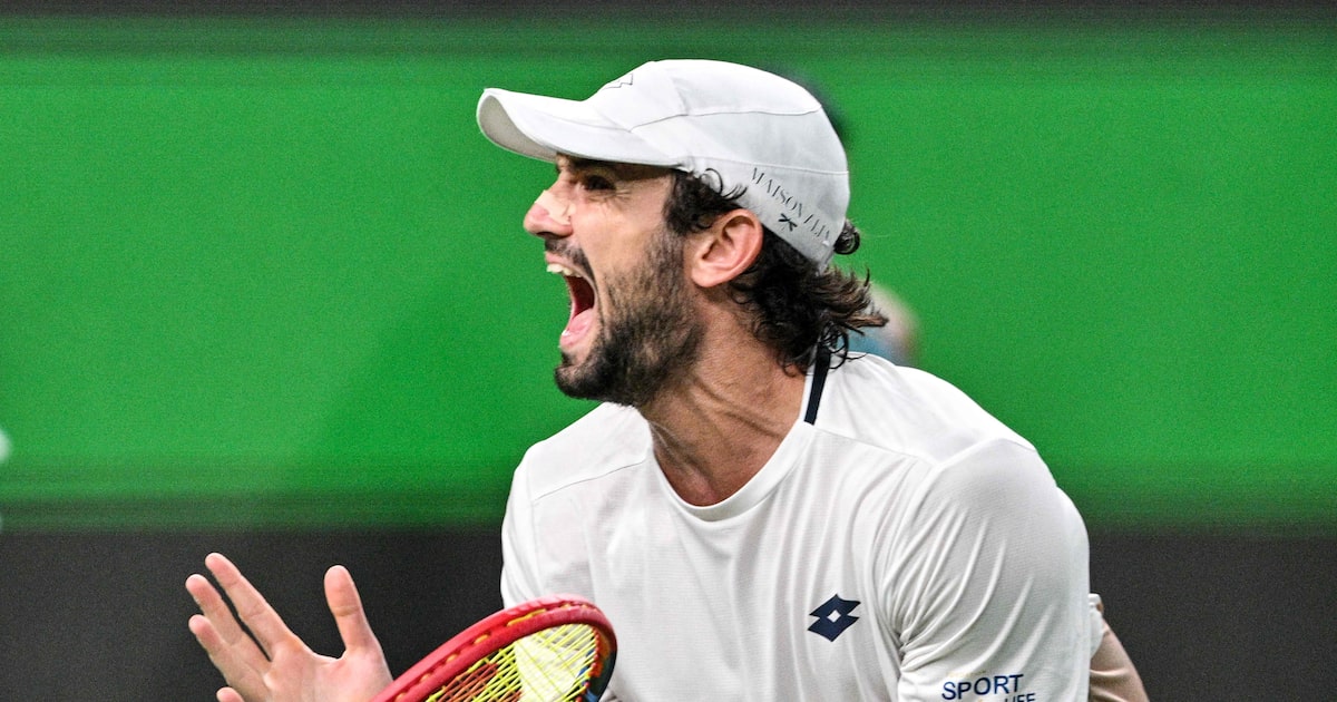 Algoz de Djokovic sobe 164 posições e ultrapassa João Fonseca com taça em Xangai