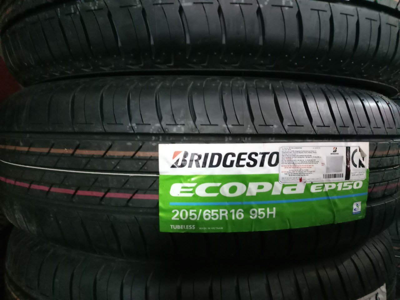 TS Bridgestine 205-65 R16 ECOPIA EP150