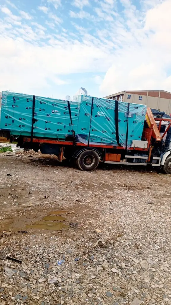 Flatbed Truck for Hire and Rental Service