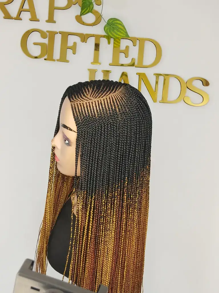 Laura Ochonogor avatar