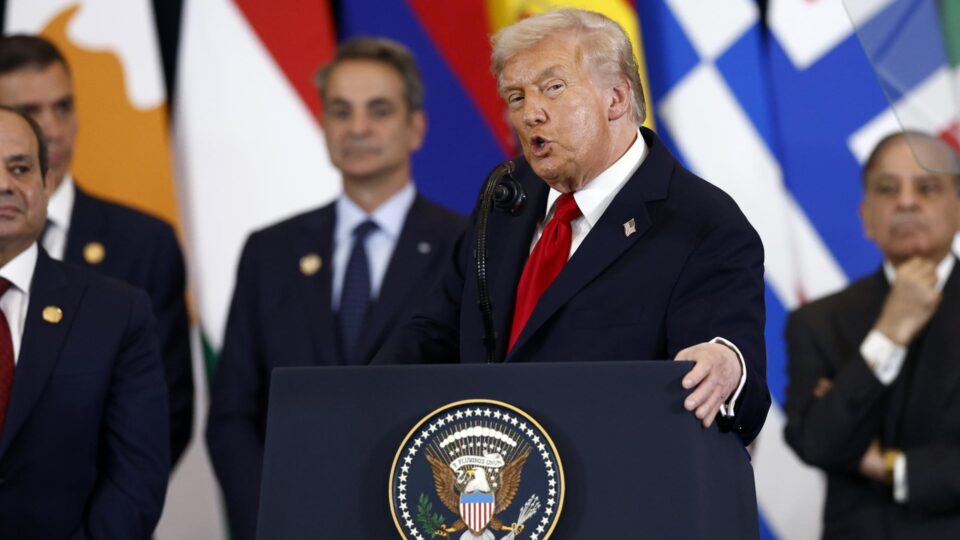 Trump abandona postura isolacionista e busca apoio de outros líderes para acordos de paz