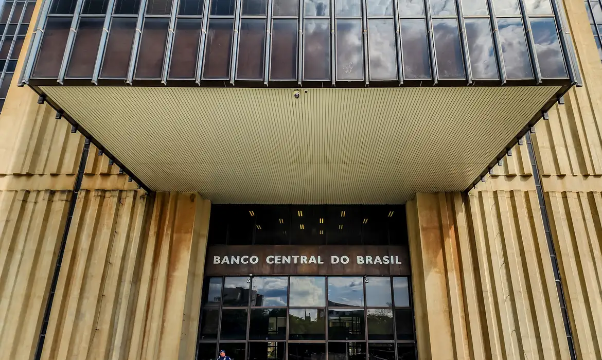 BC aprova aumento de capital em instituições ligadas ao Banco Master