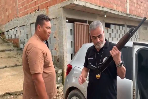 Veja ação que desmontou arena de rinha de galo e prendeu 24 pessoas