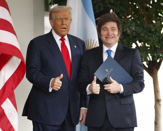 Trump cobra vitória de Milei nas urnas para seguir dando apoio