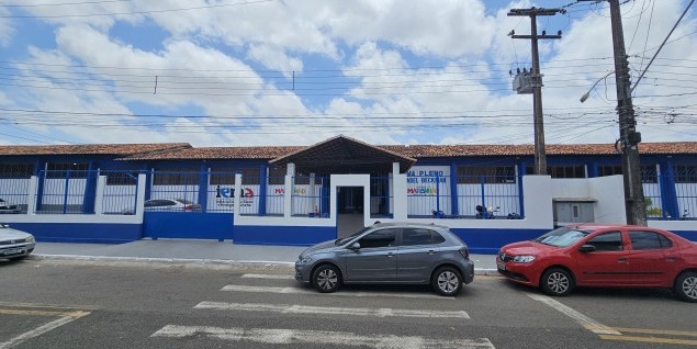 Governo entrega primeira escola reformada pelo programa Mãos à Obra em São Luís