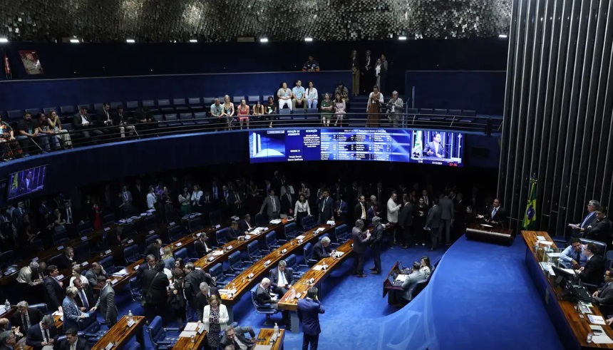 Senado aprova penas mais duras para crimes violentos e texto segue para a Câmara