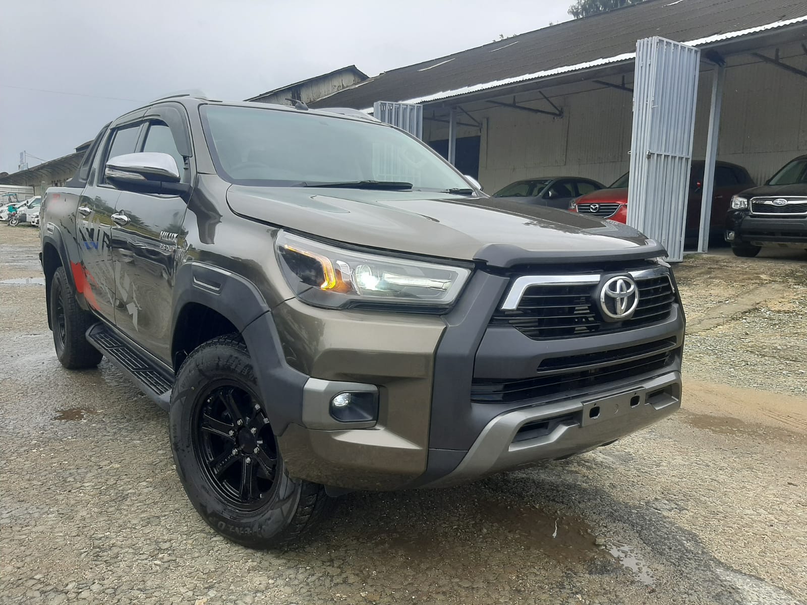 Toyota Hilux Double Cab 2016 Grey