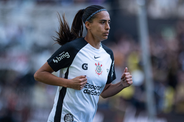 Meia do Corinthians detalha preparação para quartas da Libertadores Feminina contra o Boca Juniors