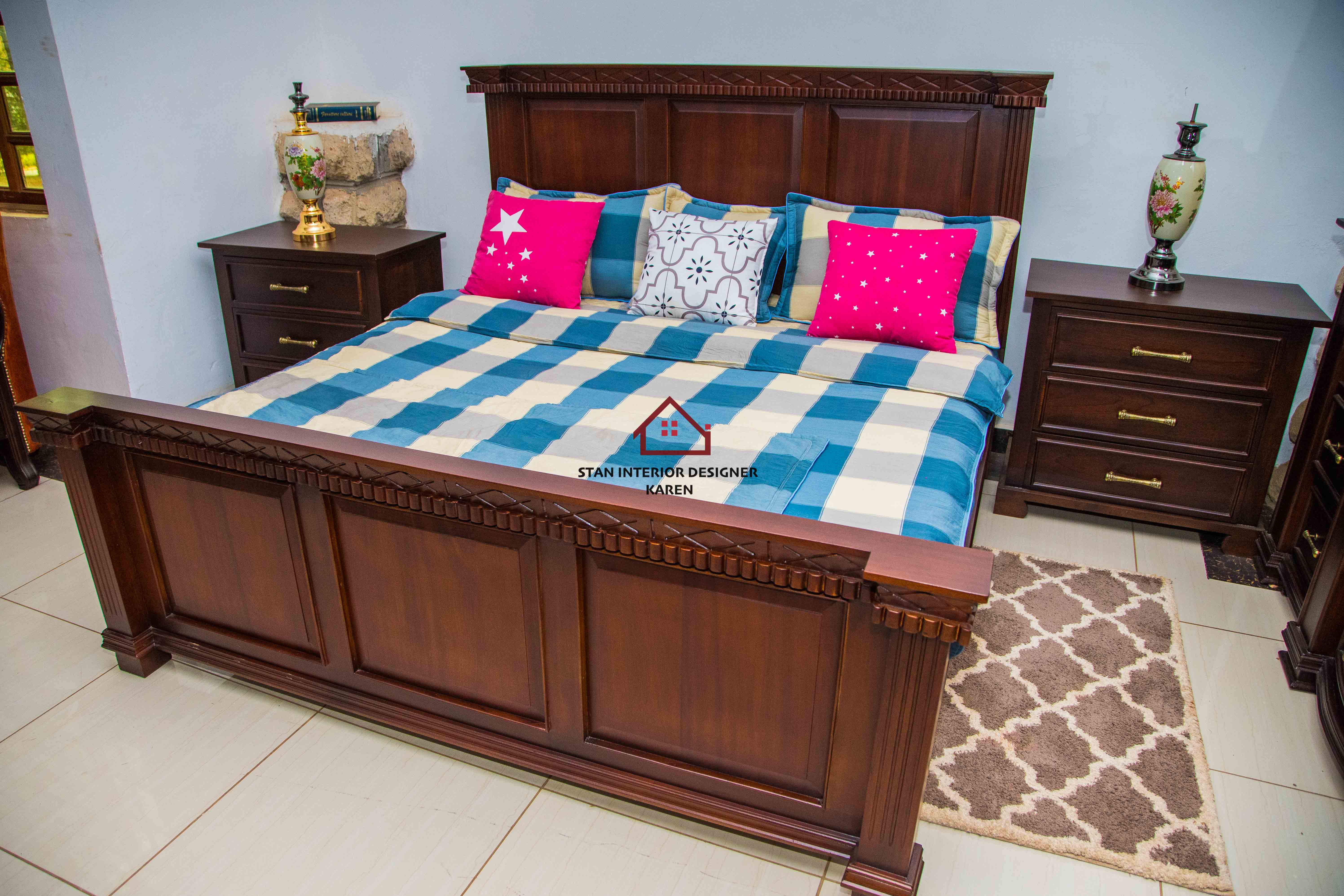 WOODEN MAHOGANY BEDSET