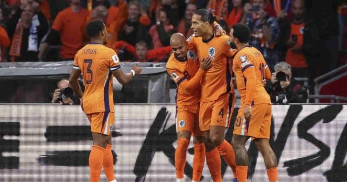 Memphis Depay em dia de gala na vitória da Holanda sobre a Finlândia