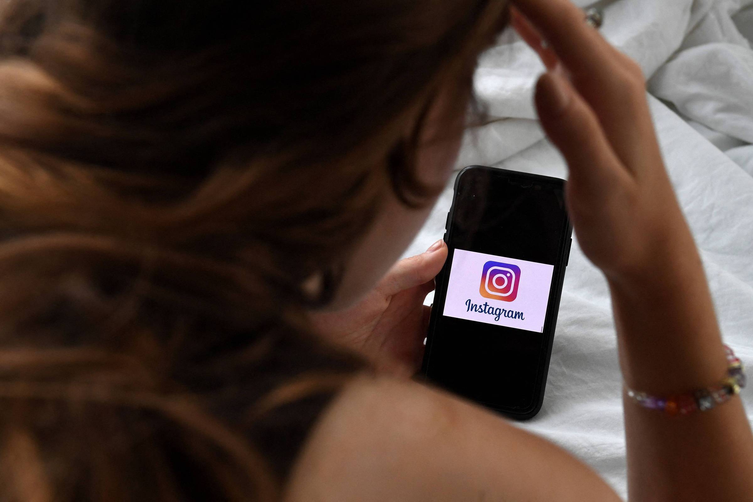Instagram adota sistema de classificação indicativa de filmes para limitar conteúdo para adolescentes